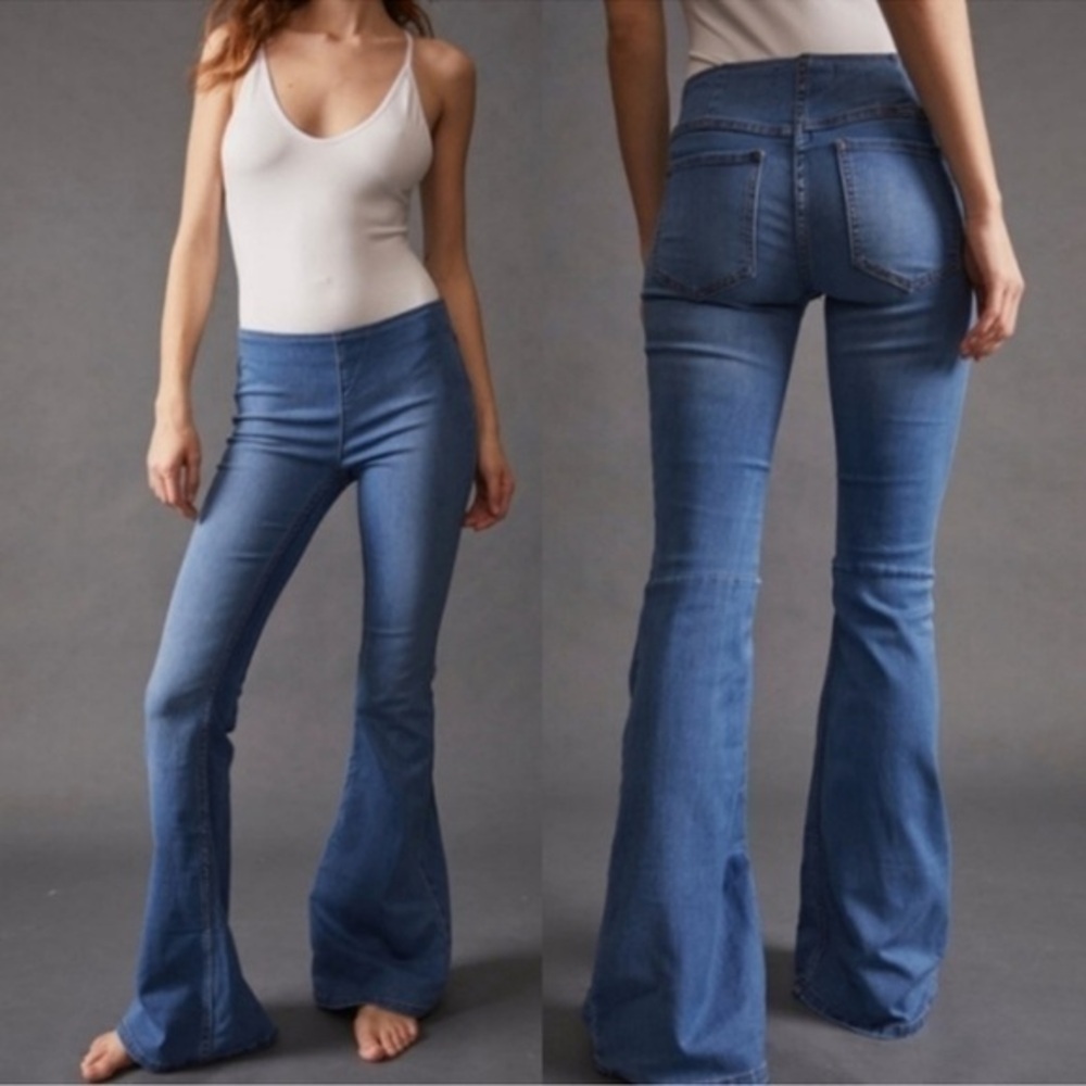 NWT Free People Penny Pull-on flare Jeans